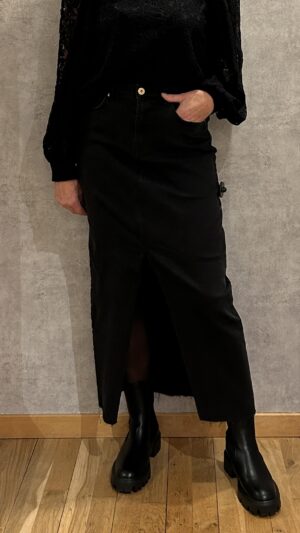 Emi Nova - Kāzu kleitas Modern look. Tās ir klasiskas un